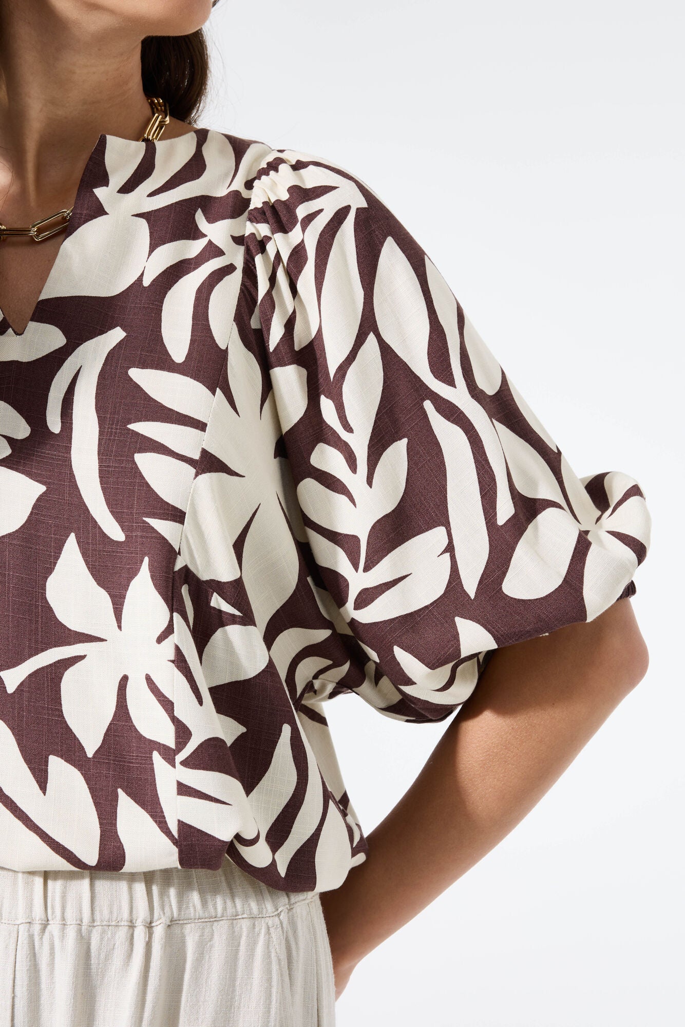 Garcia - Leaf Print SS Blouse - Earth Brown