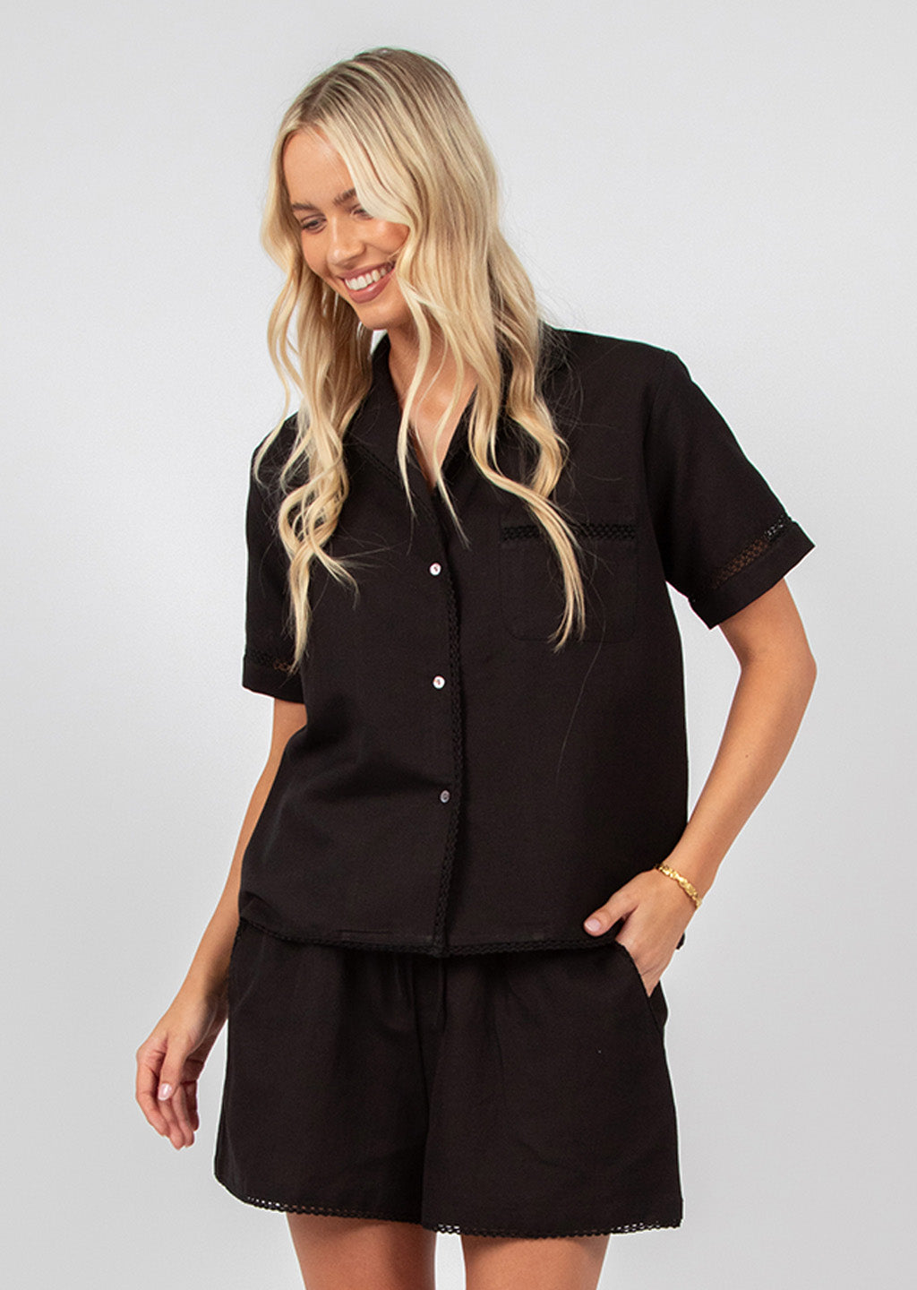 Titchie - Rumi SS Shirt - Black