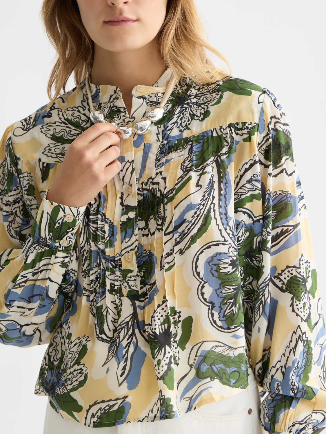 Maison Scotch - Pintuck Blouse - Lucky Bandana Multi