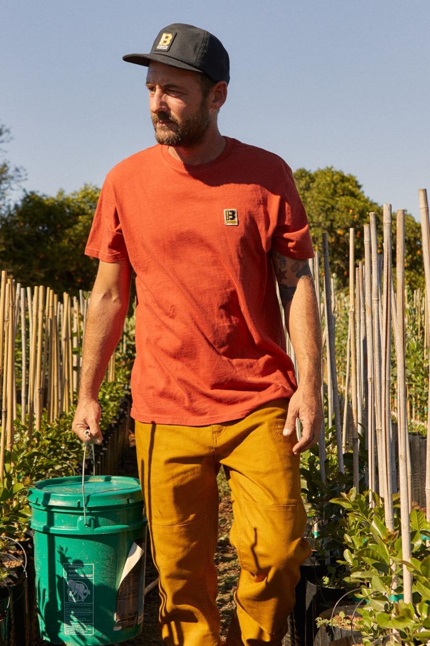 Brixton - Builders SS Tee - Barn Red