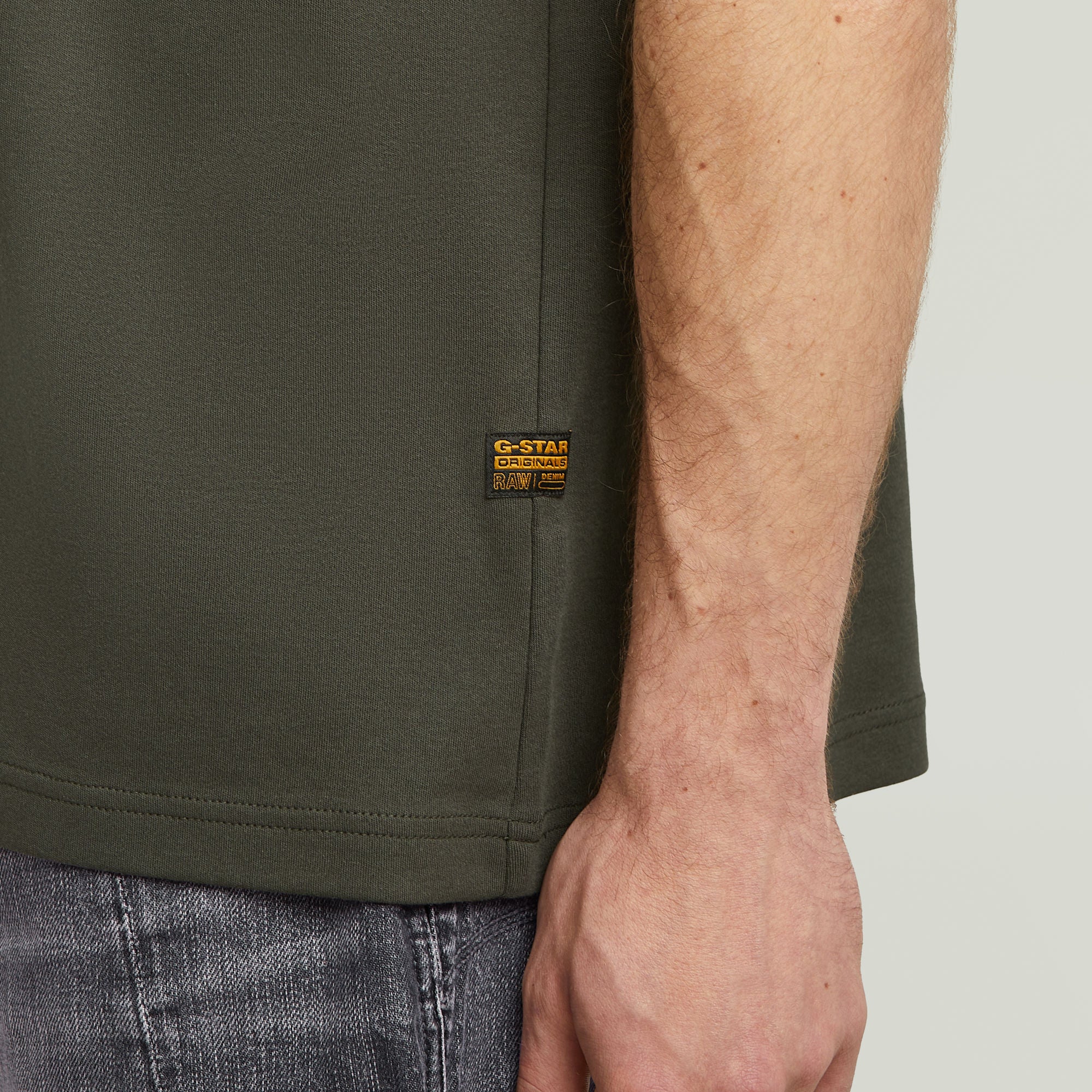 G-Star Raw - Chest Logo R Tee - Asfalt