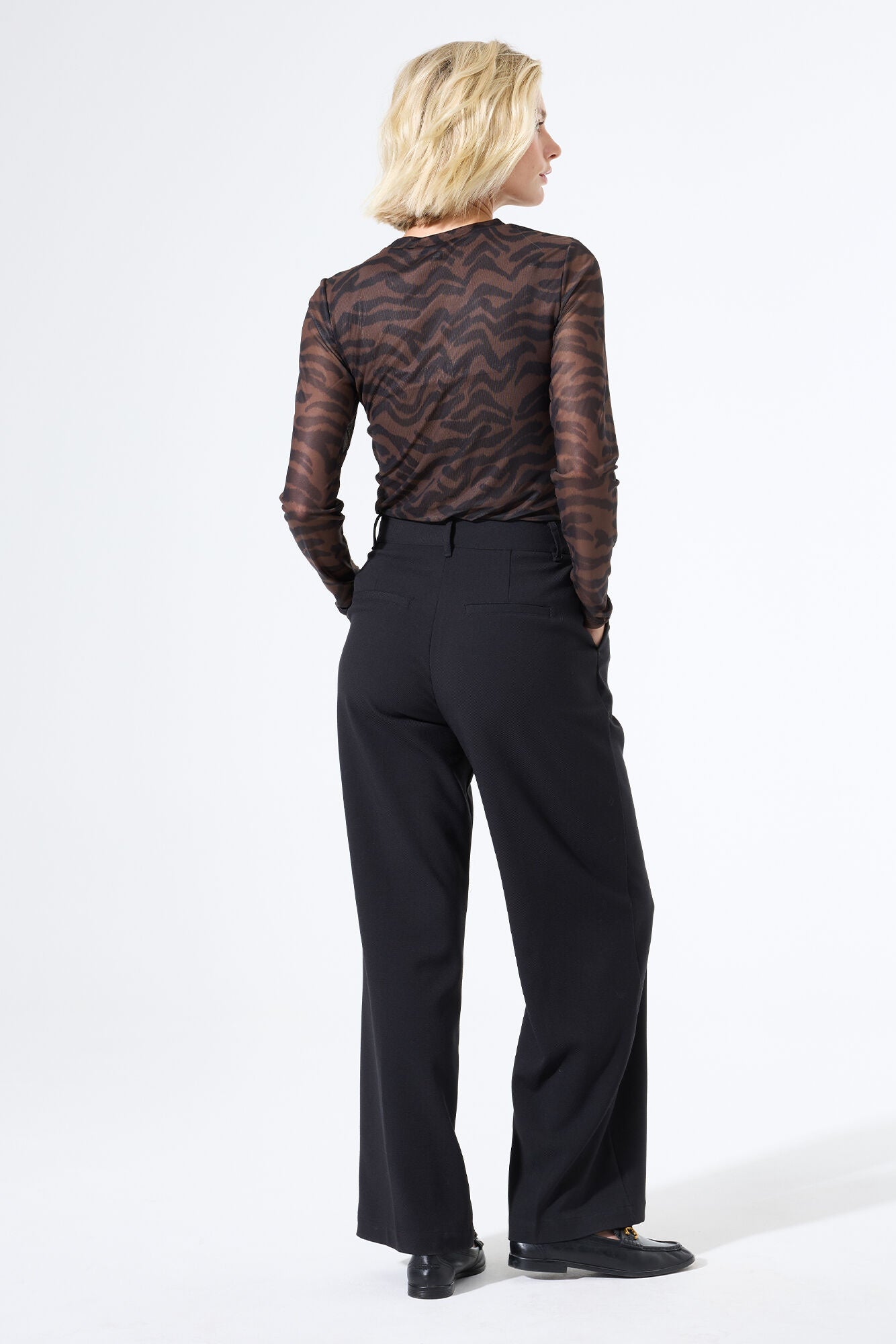 Garcia - Adventurer LS Top - Black