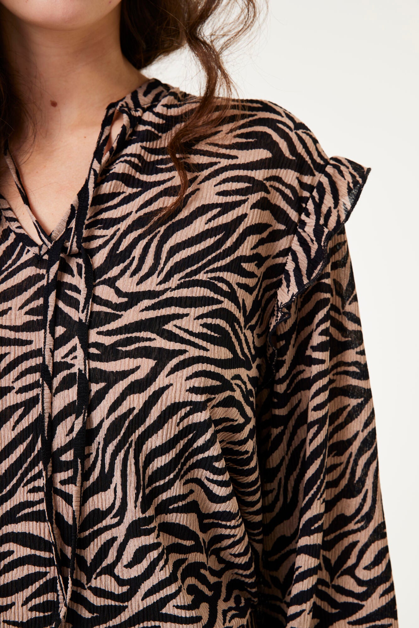 Garcia - Crinkle LS Blouse - Black