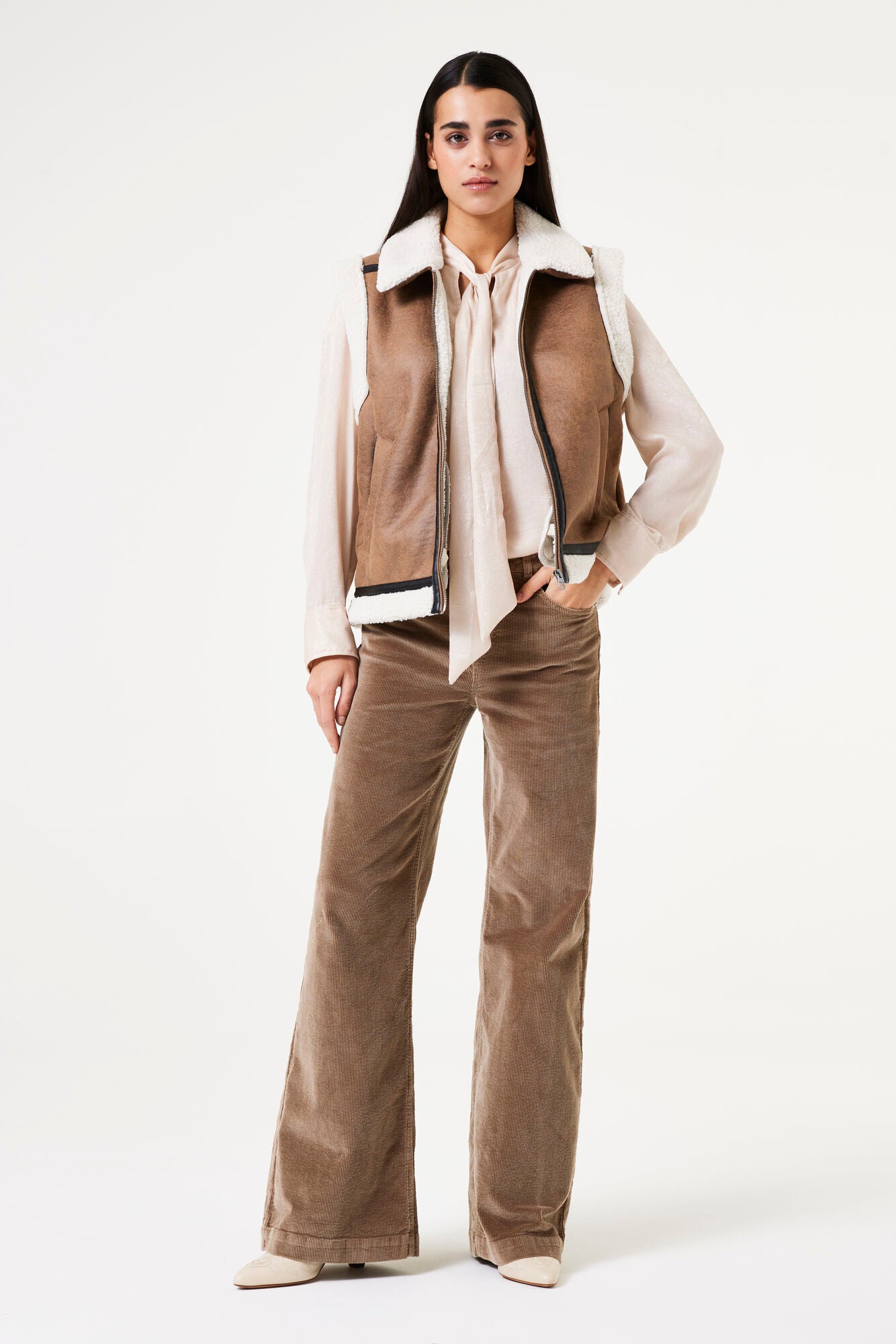 Garcia - Zip Up Teddy Vest - Desert Taupe