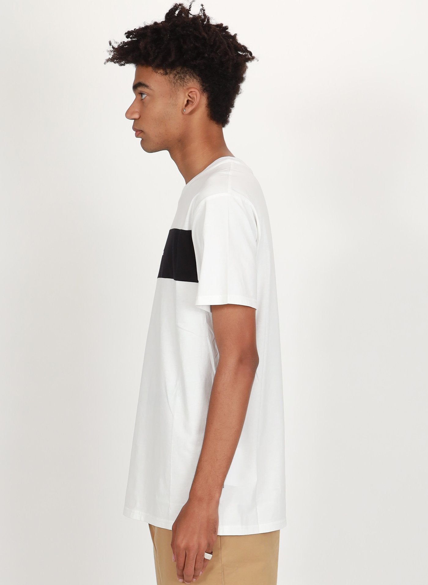 Federation - Panel Aye Tee - Twenty One - White/Black