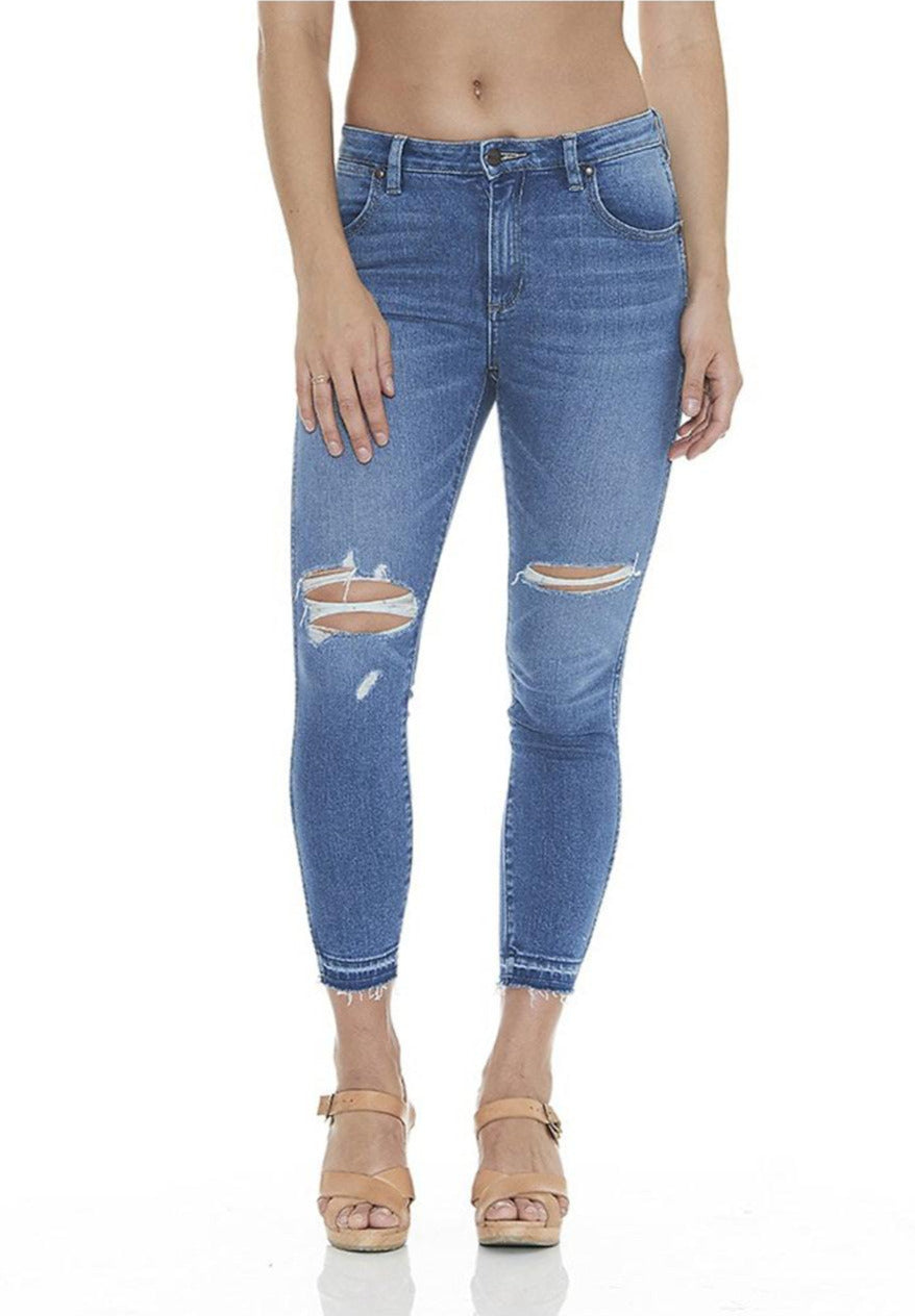 Wrangler - Mid Pins Cropped Jean - Milla Blue